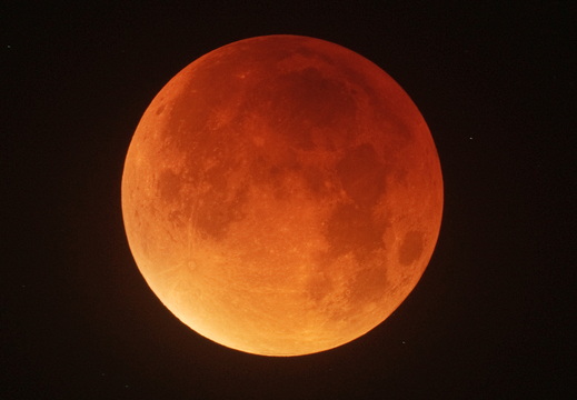 Maximale Finsternis 04-48h