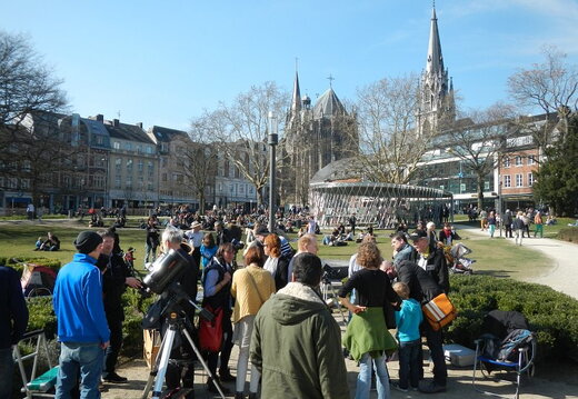 Public Viewing im Elisengarten