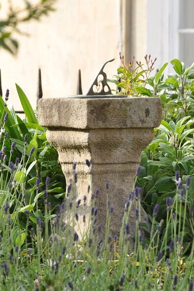 Bathwick_Hill__Bath_UK.jpg