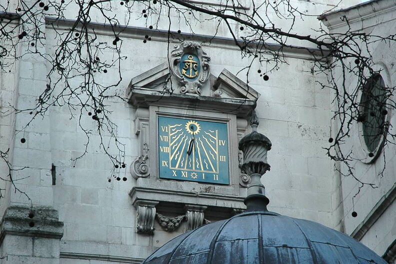 St__Clement_Danes__London_UK.jpg