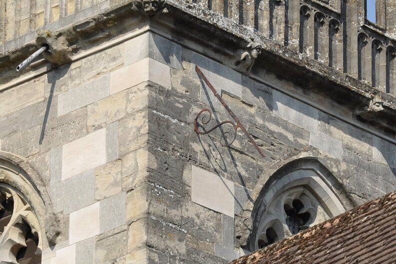St__Thomas_Church__Salisbury_UK.jpg