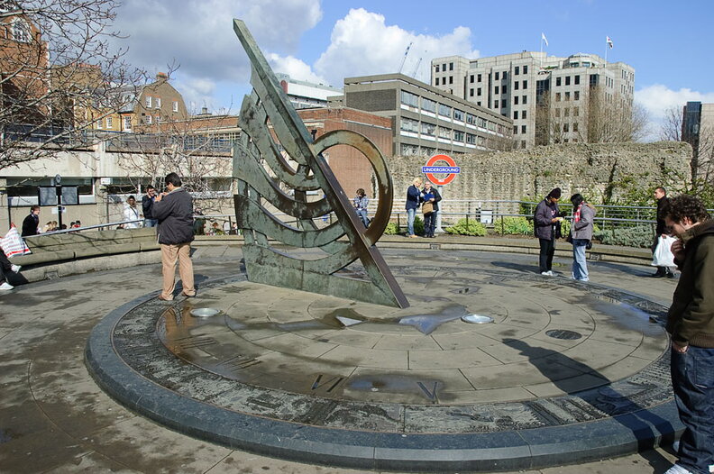 Towerhill__London_UK.jpg