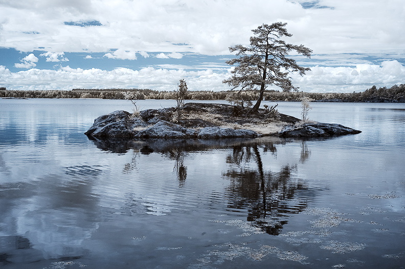 Solitary_Island_.jpg