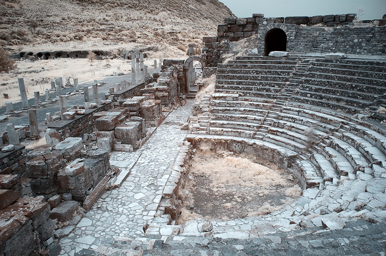 Ephesos__Odeon.jpg