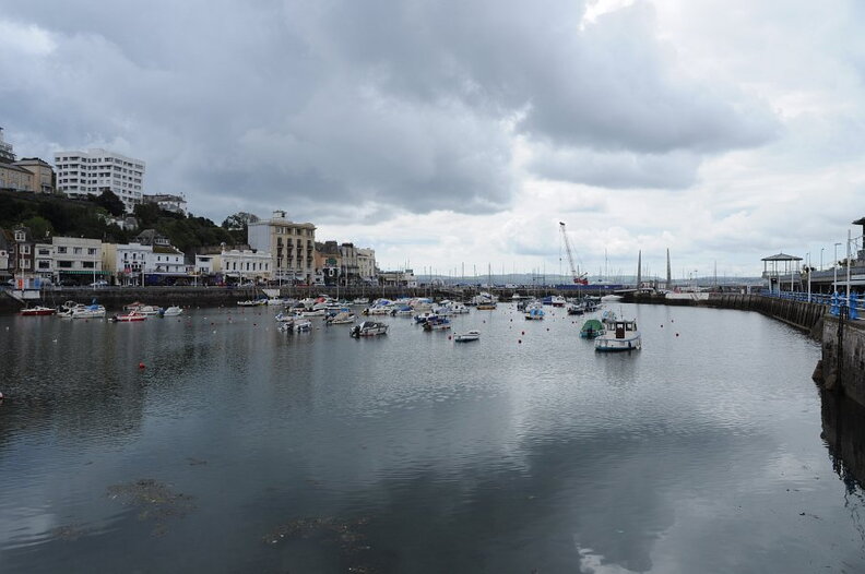 Torquay_Harbour.jpg